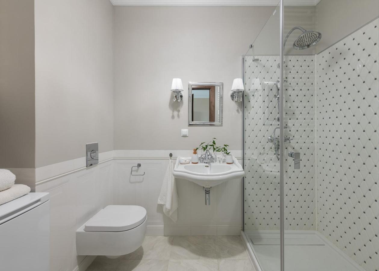 Kolska Serviced Apartments Варшава Екстериор снимка