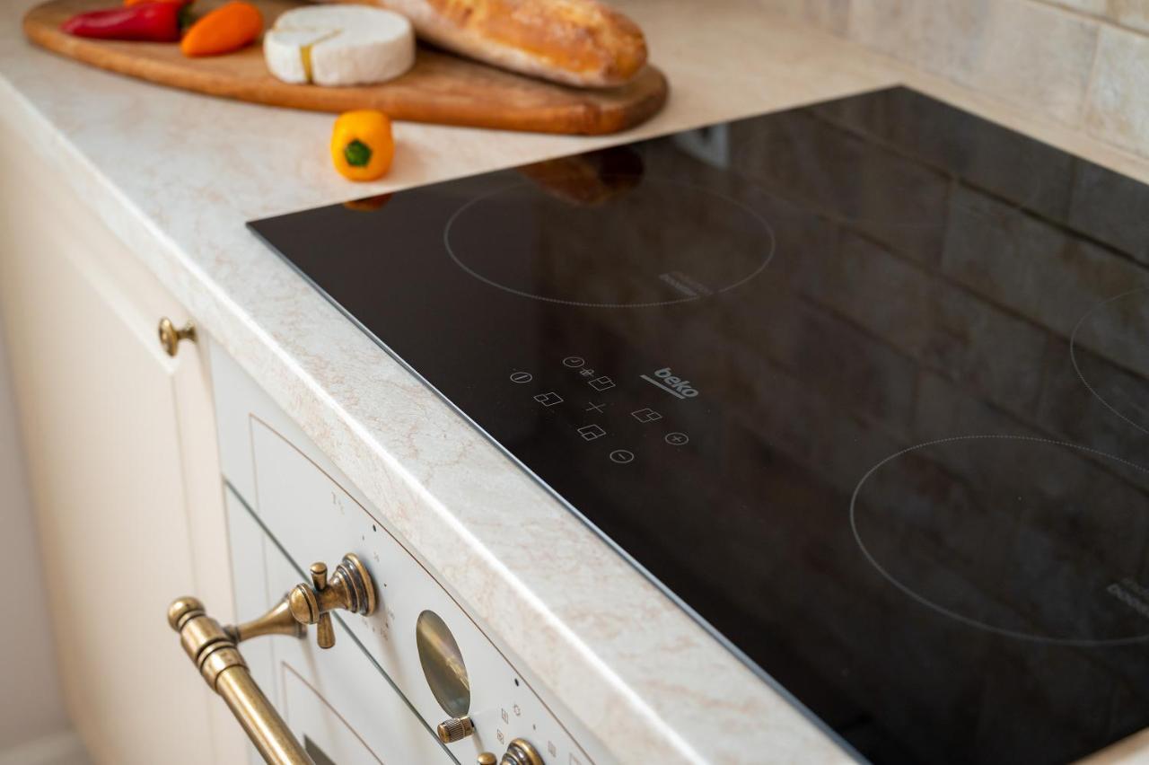 Kolska Serviced Apartments Варшава Екстериор снимка